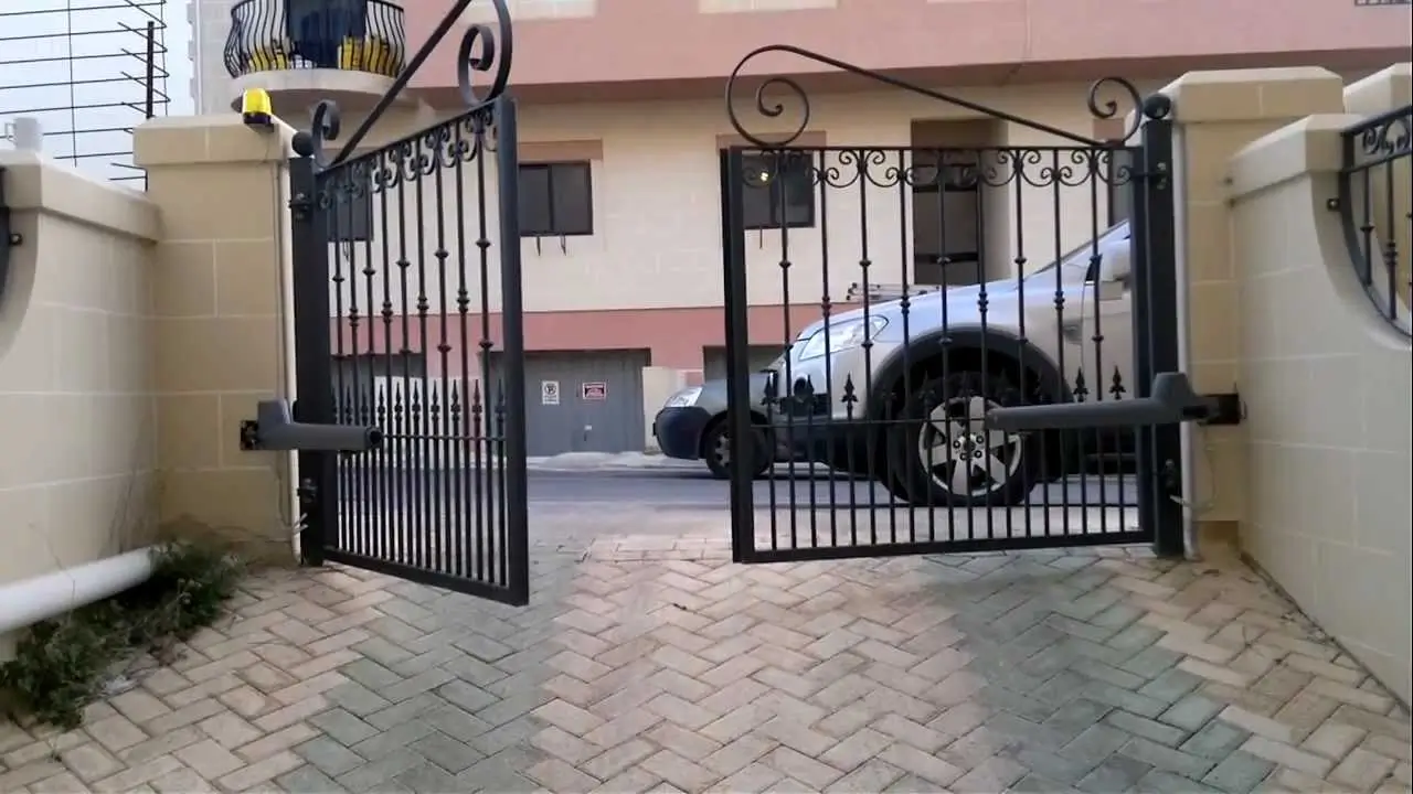 Driveway gate automation system