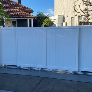 Fully Closed Sliding Door | Easy Automatic Gates
